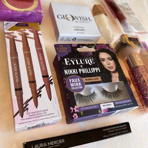 Ultimate Makeup Bundle 104